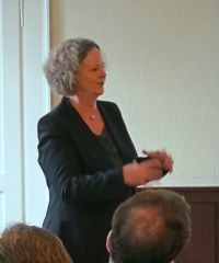 Prof. Ulrike Volkhardt